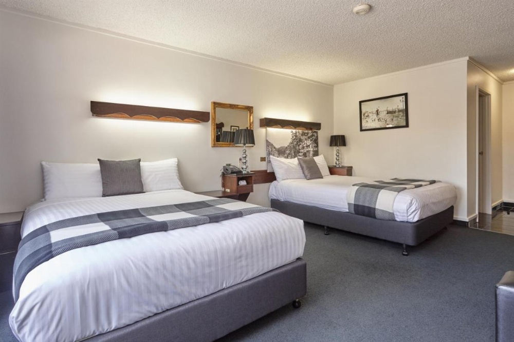 Room image 2